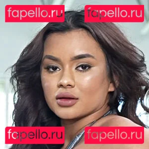 Numi Zarah Onlyfans Photo Gallery 