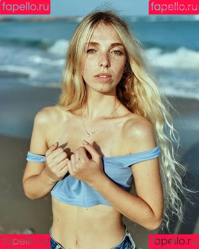 Tiny Miny Mo Onlyfans Photo Gallery 