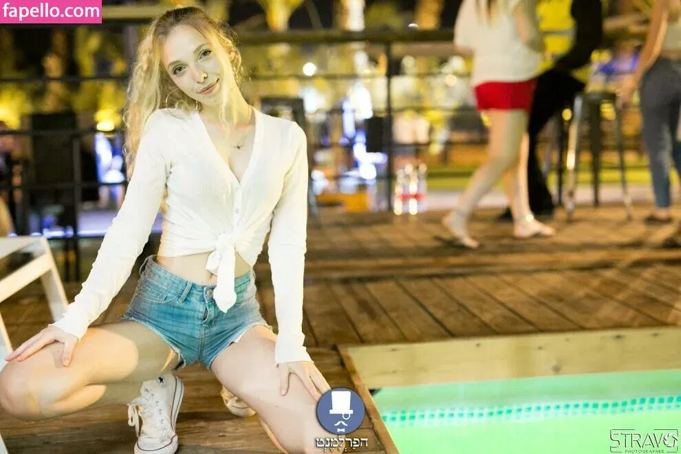 Tiny Miny Mo Onlyfans Photo Gallery 