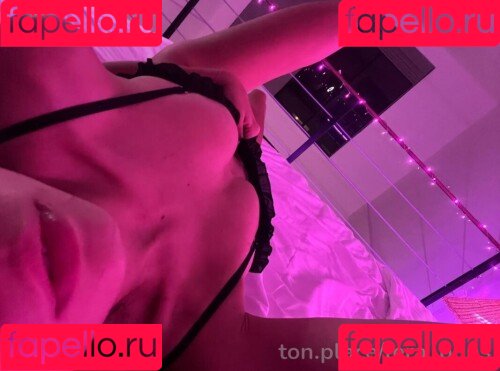 Lerabuns Onlyfans Photo Gallery 