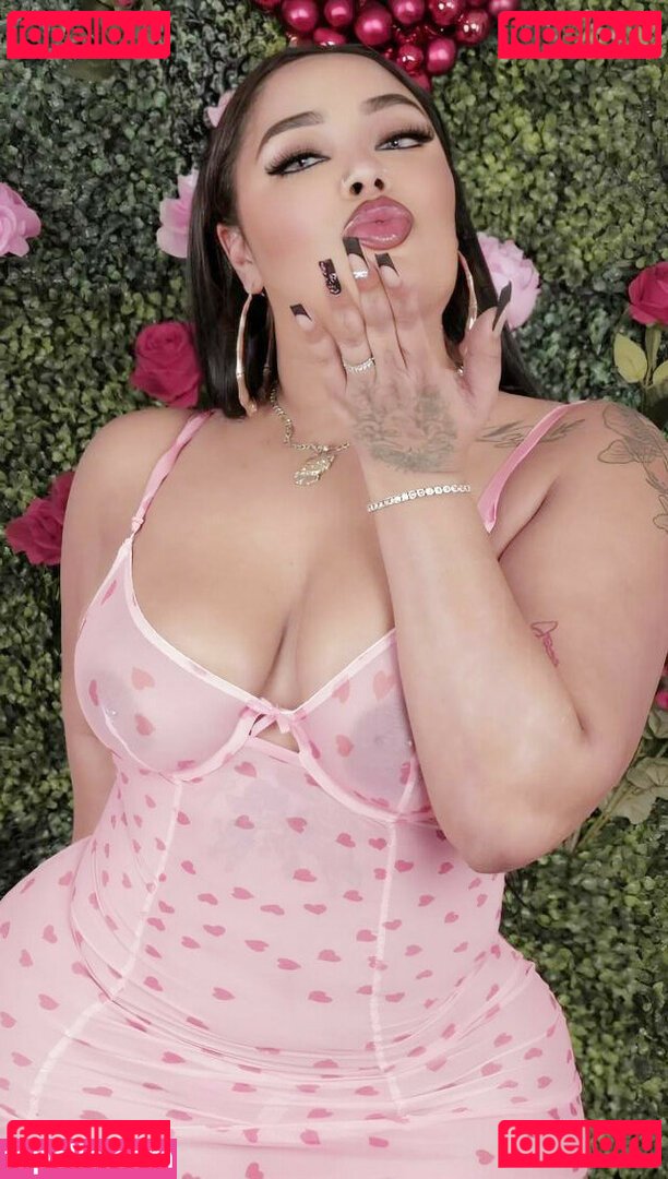 Dominican Dubb Nude Onlyfans Photo 40