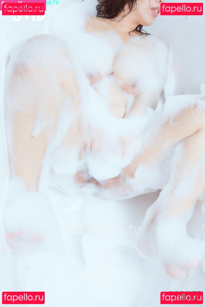L Cup Asian Nude Onlyfans Photo 41