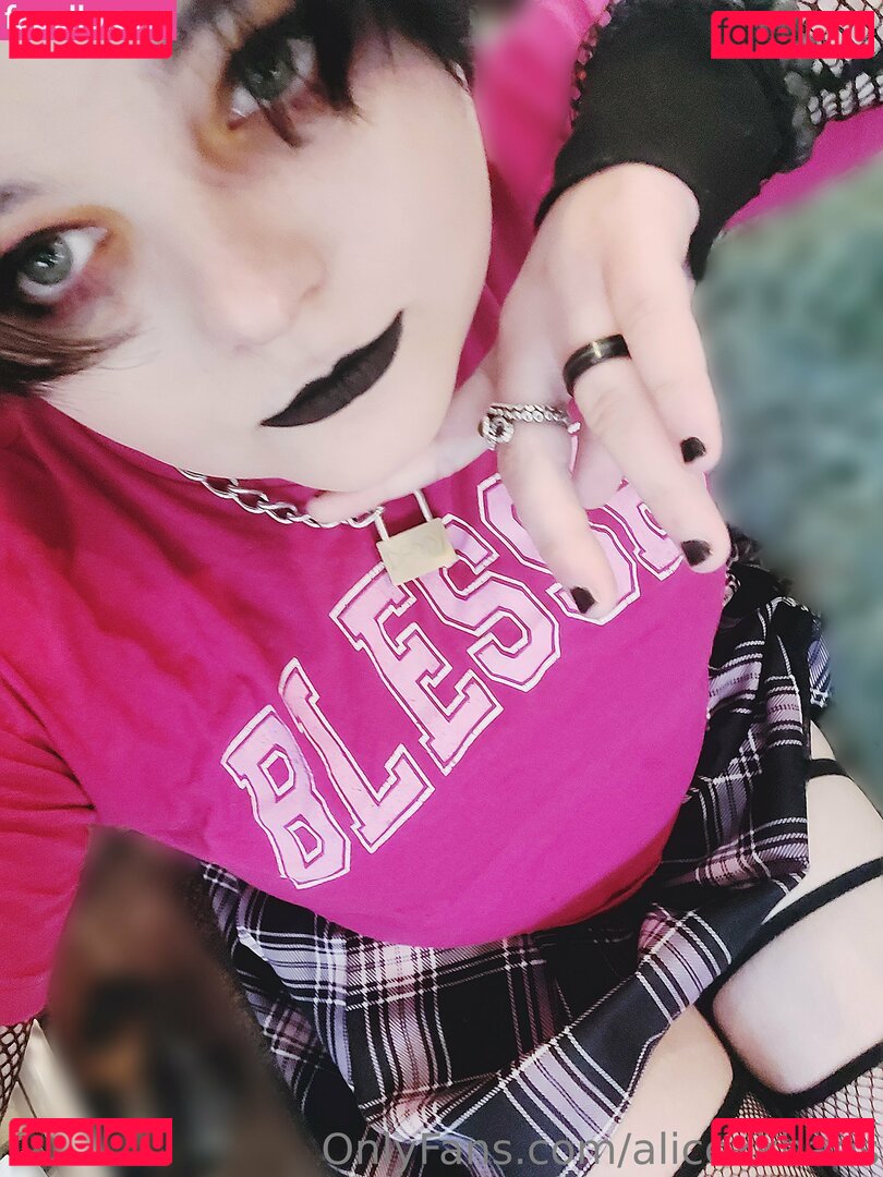 alicexkhaos Nude Onlyfans Photo 6
