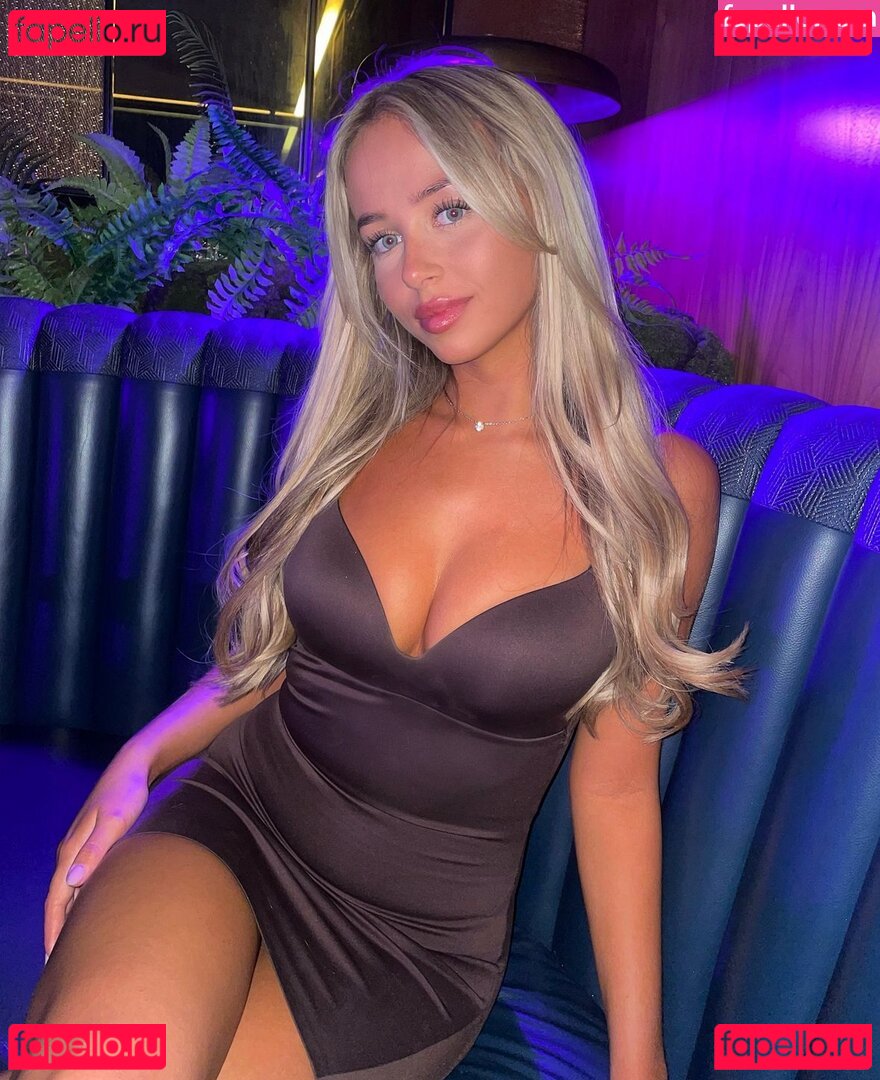 Amelie Saupe Nude Onlyfans Photo 34