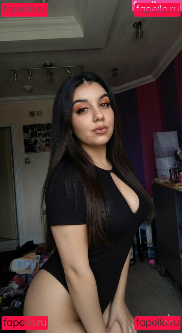 anisa khan Nude Onlyfans Photo 17
