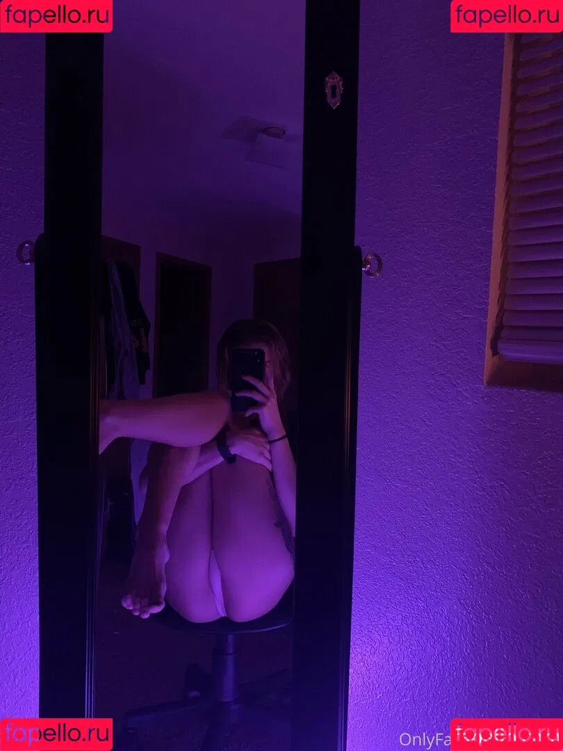 qewdi Onlyfans Photo Gallery 