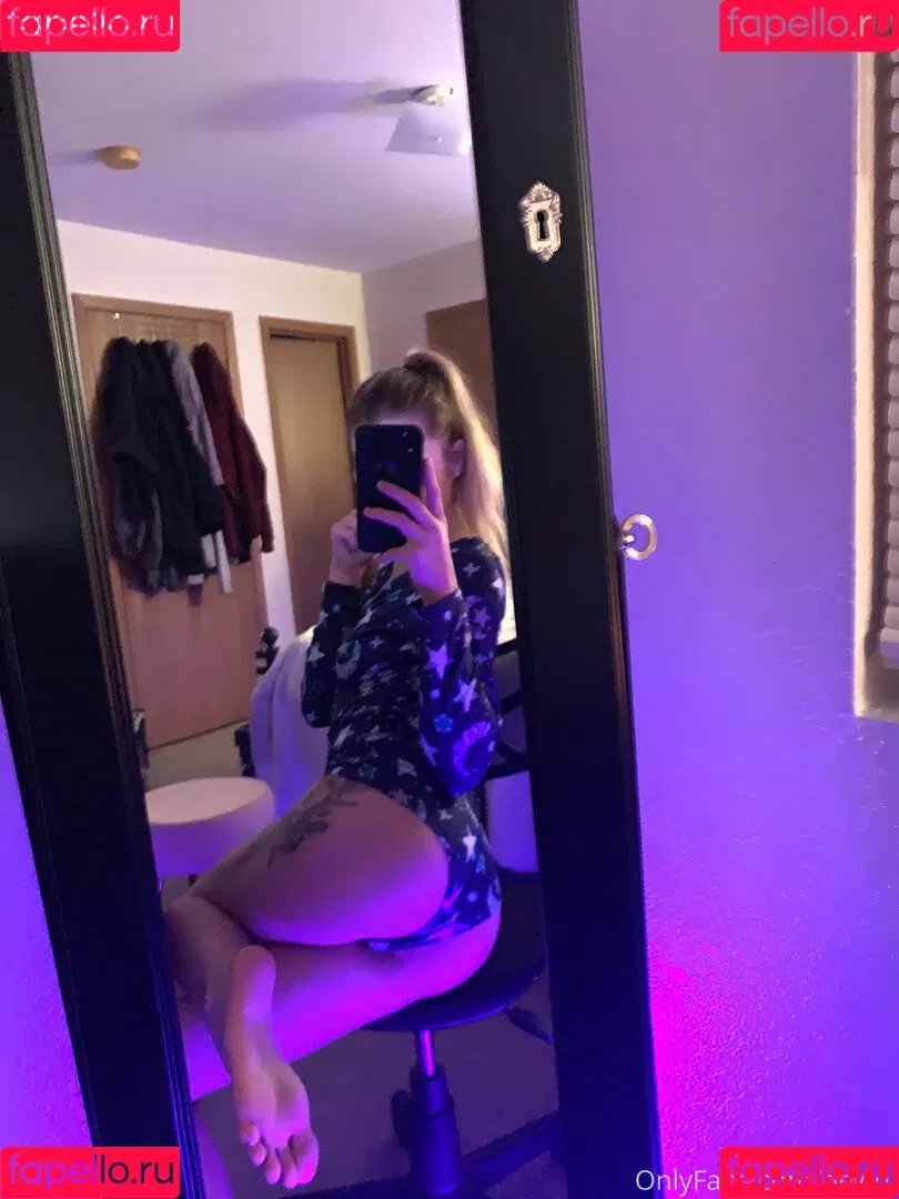 qewdi Onlyfans Photo Gallery 