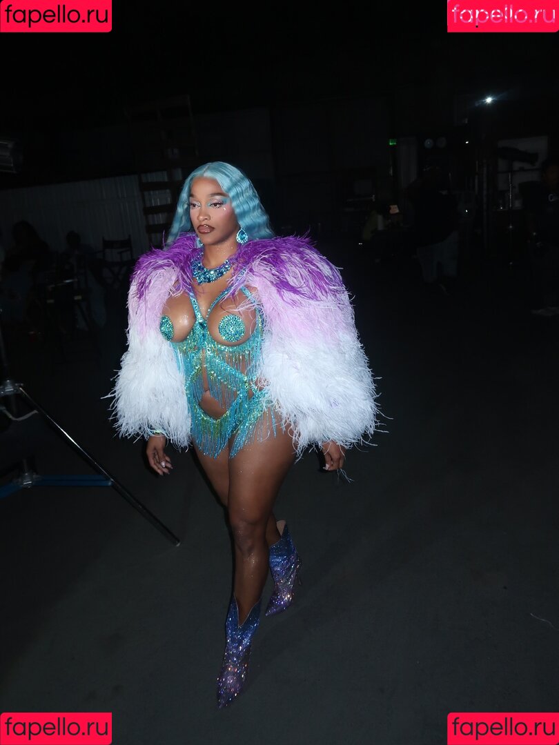 qewdi Onlyfans Photo Gallery 