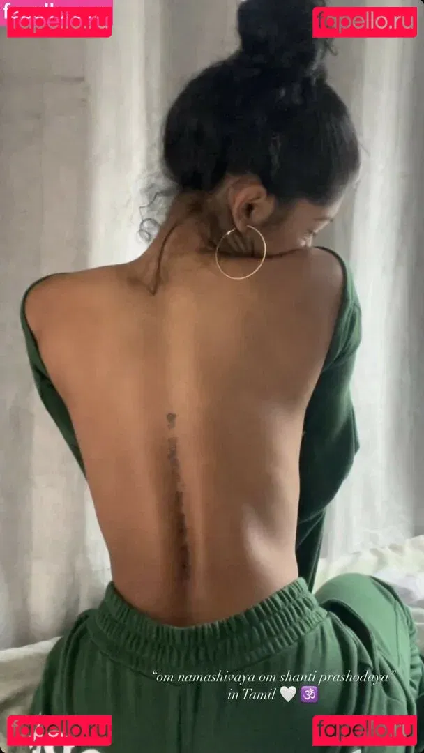 Kaaviya Sambasivam Onlyfans Photo Gallery 