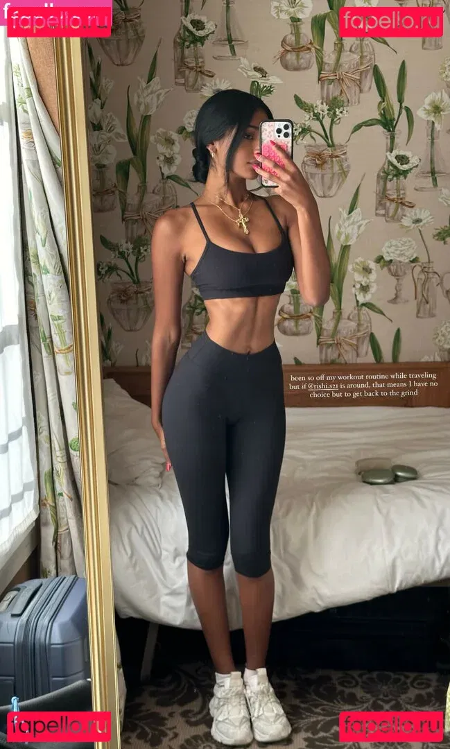 Kaaviya Sambasivam Onlyfans Photo Gallery 