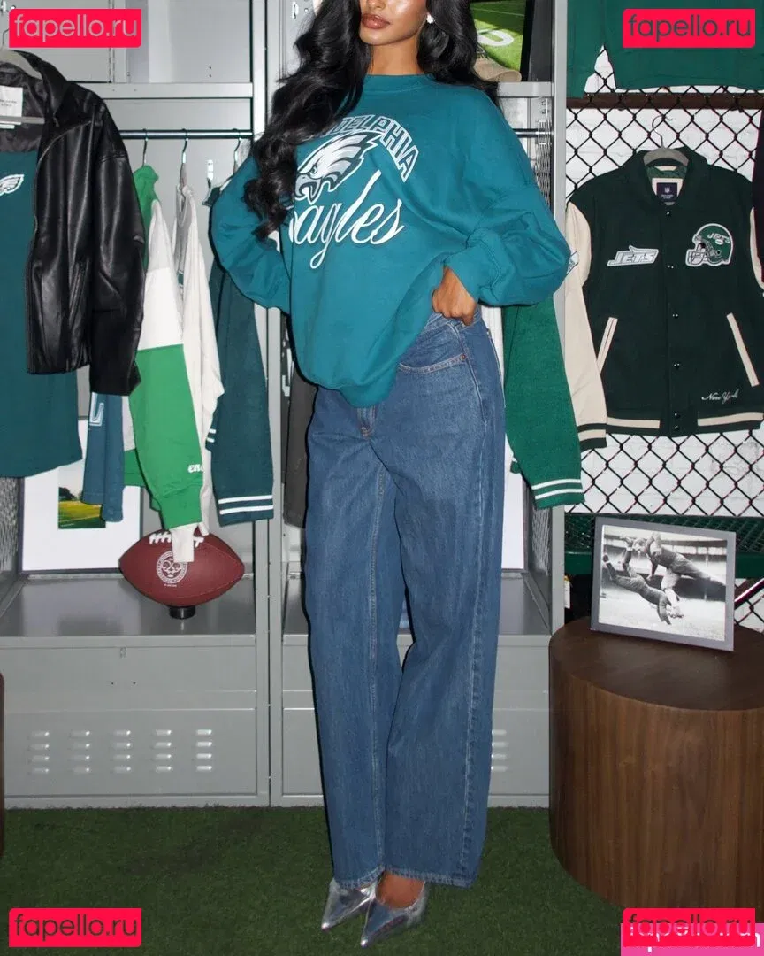 Kaaviya Sambasivam Onlyfans Photo Gallery 