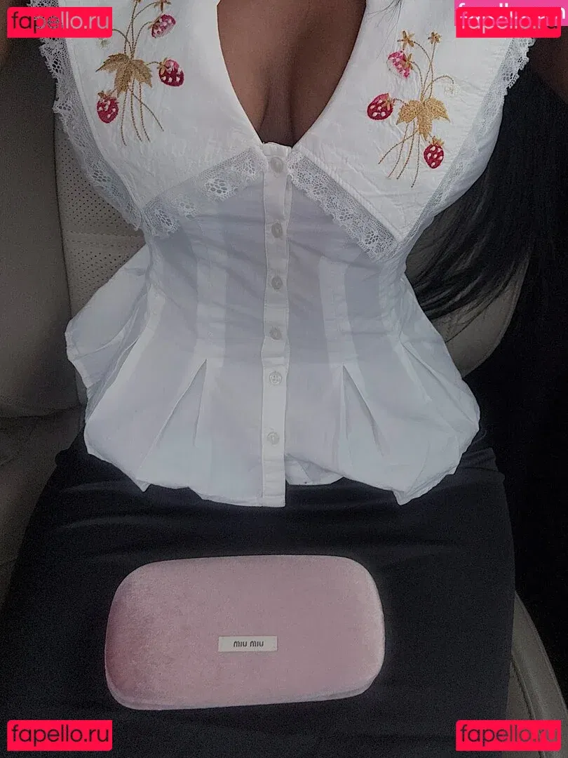 Kaaviya Sambasivam Onlyfans Photo Gallery 