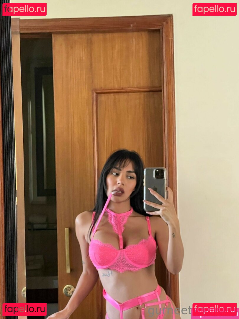 Gurneet Dosanjh Nude Onlyfans Photo 51