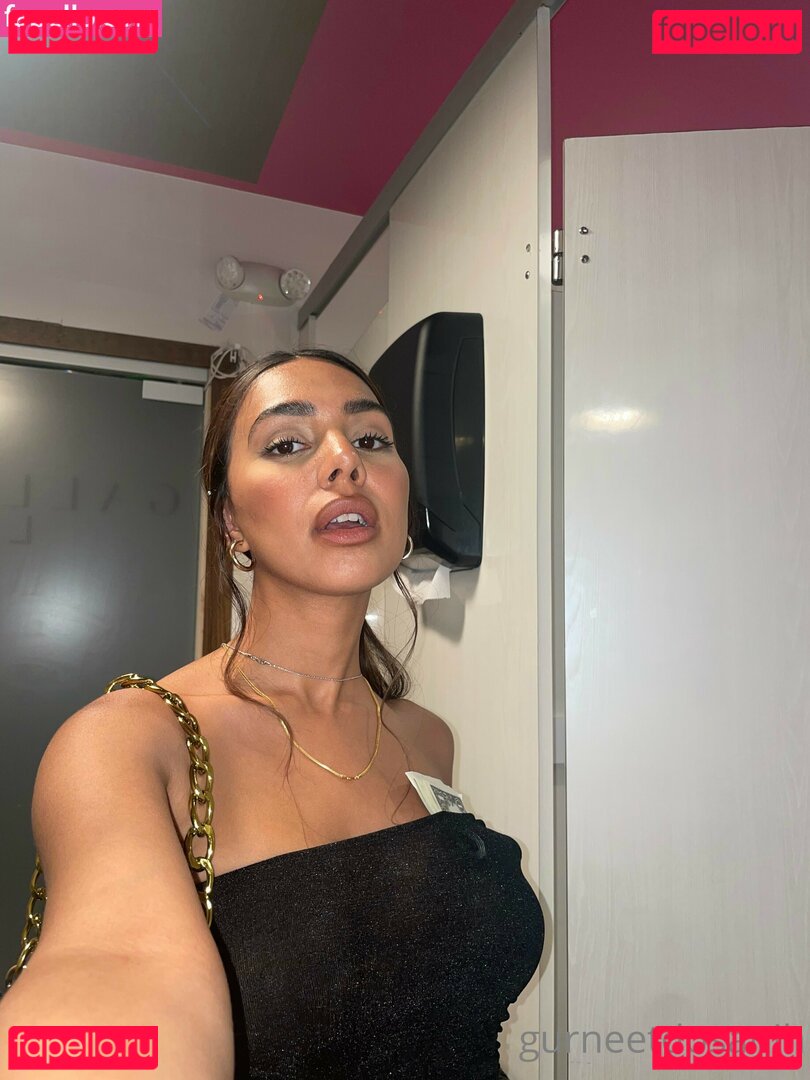 Gurneet Dosanjh Nude Onlyfans Photo 44