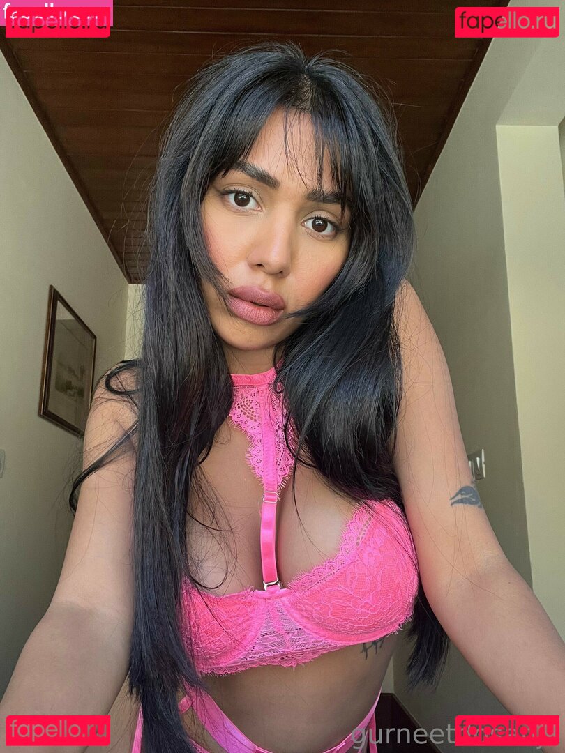 Gurneet Dosanjh Nude Onlyfans Photo 42