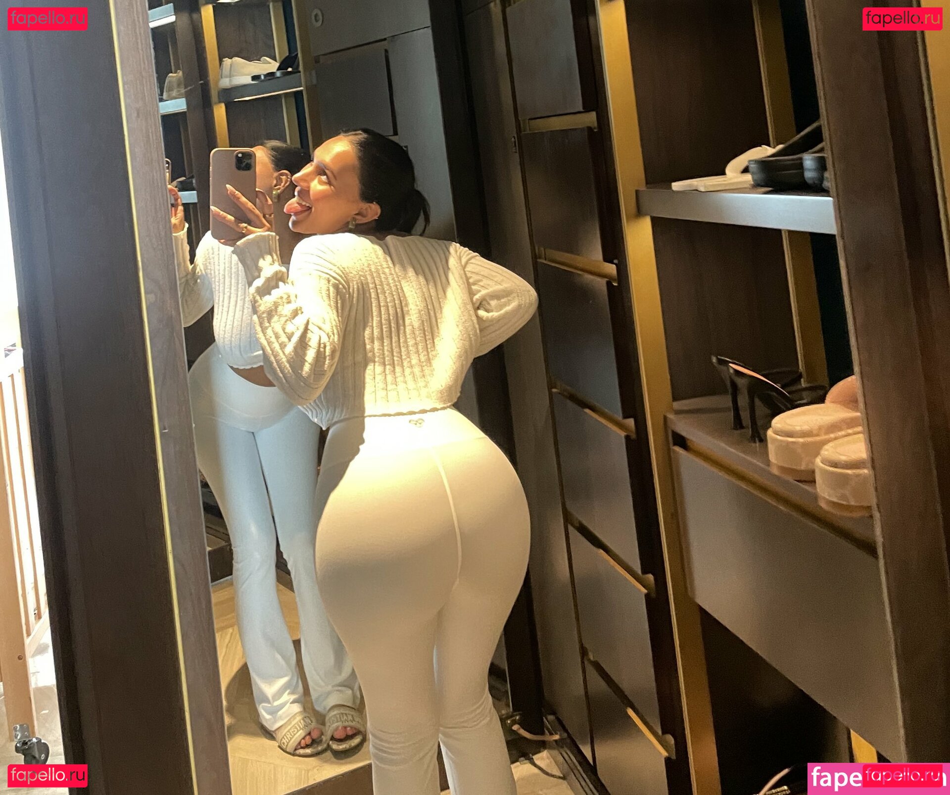 Gurneet Dosanjh Nude Onlyfans Photo 5