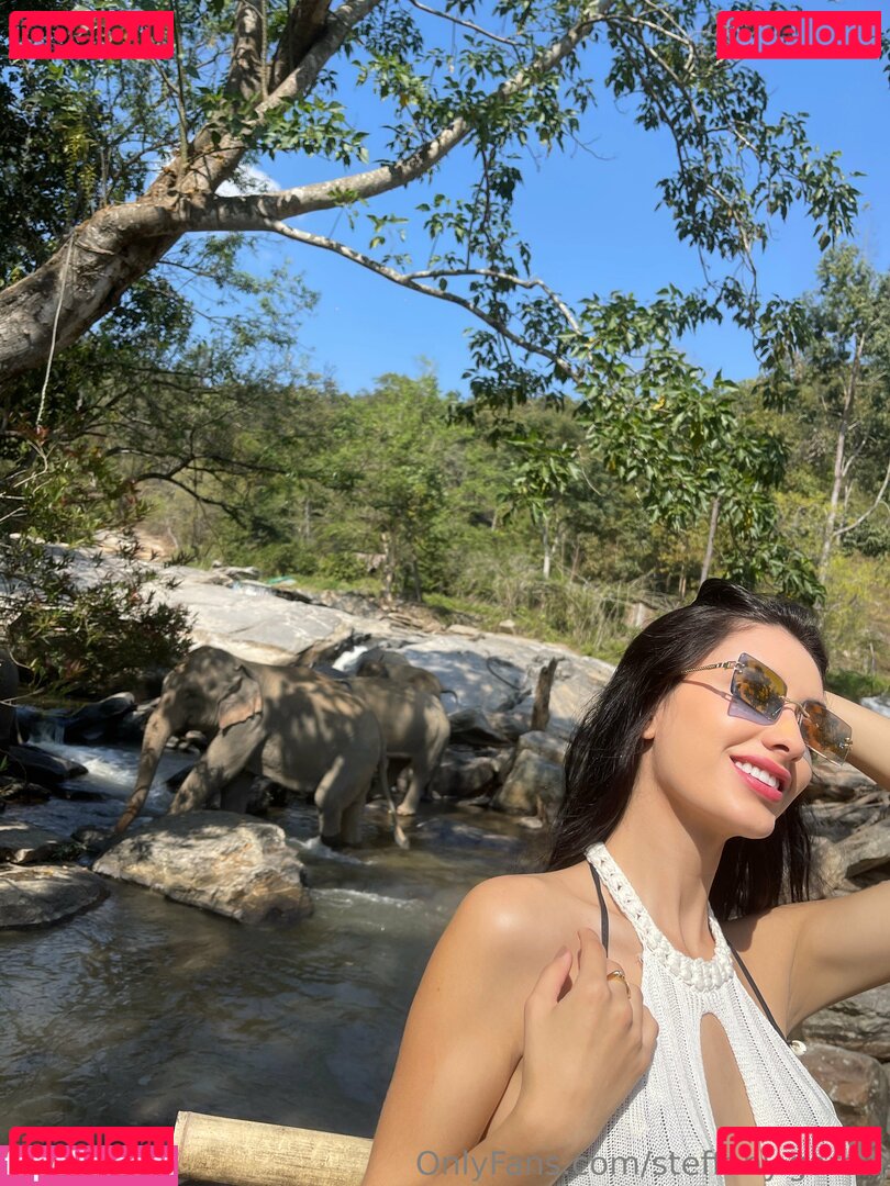Steffany Garcia Nude Onlyfans Photo 9