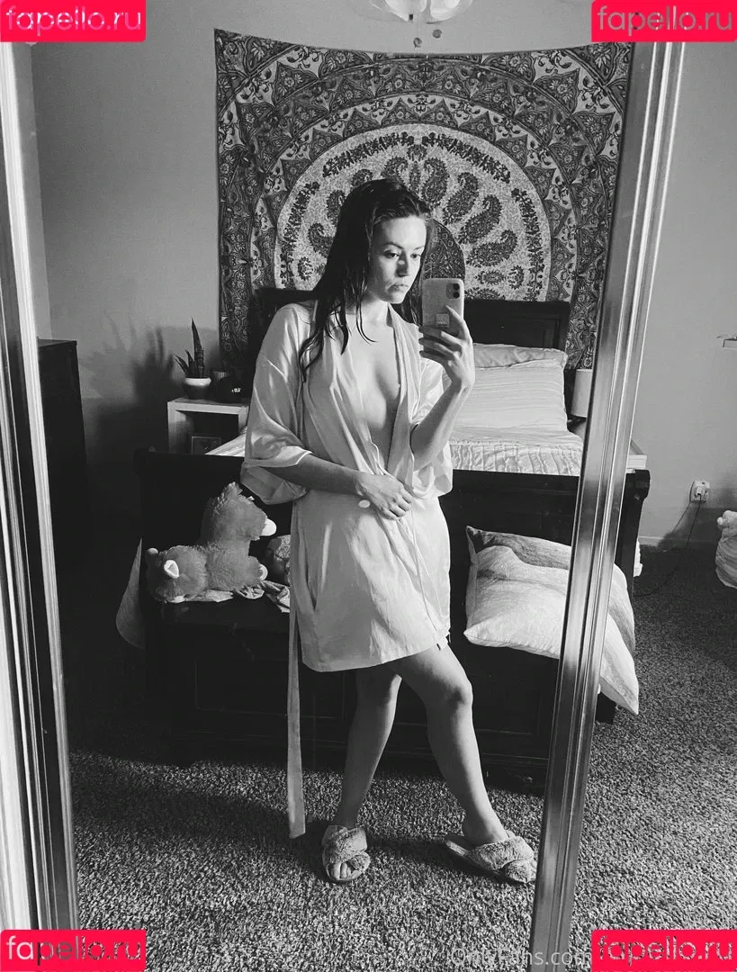 girloncinema Onlyfans Photo Gallery 