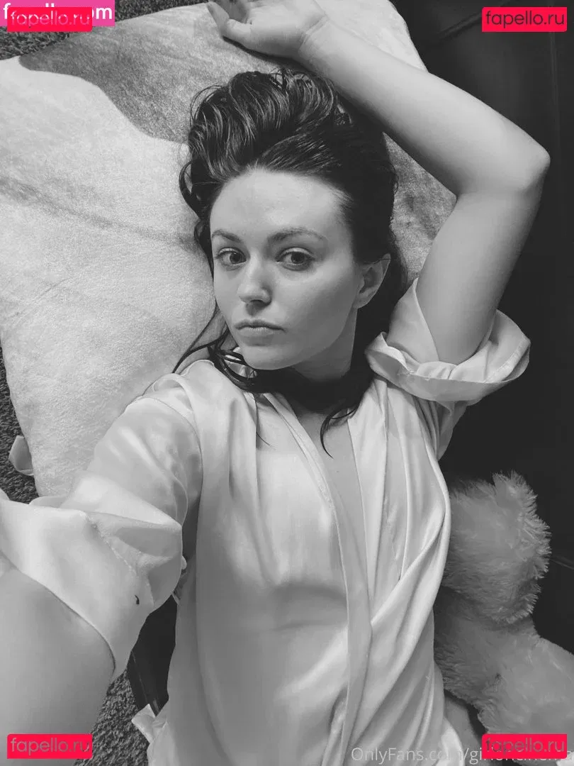 girloncinema Onlyfans Photo Gallery 