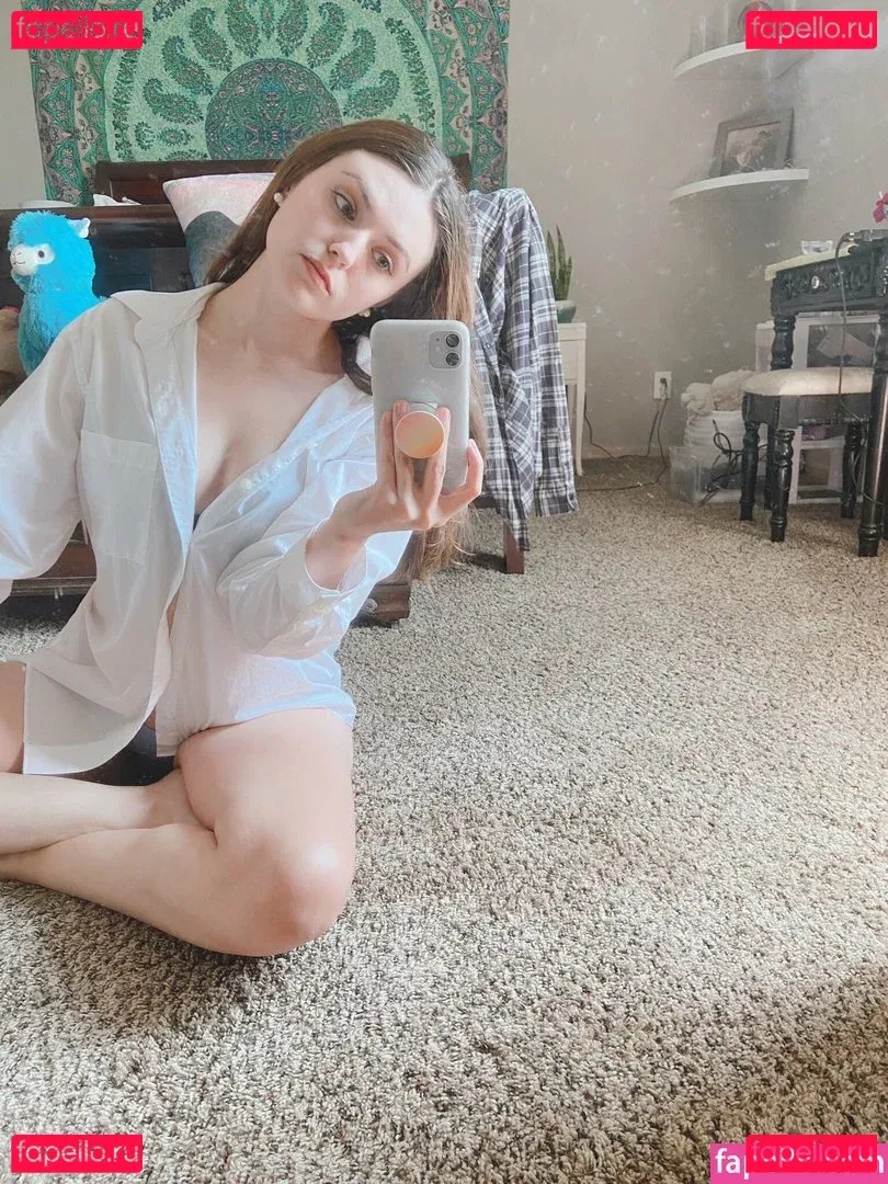 girloncinema Onlyfans Photo Gallery 