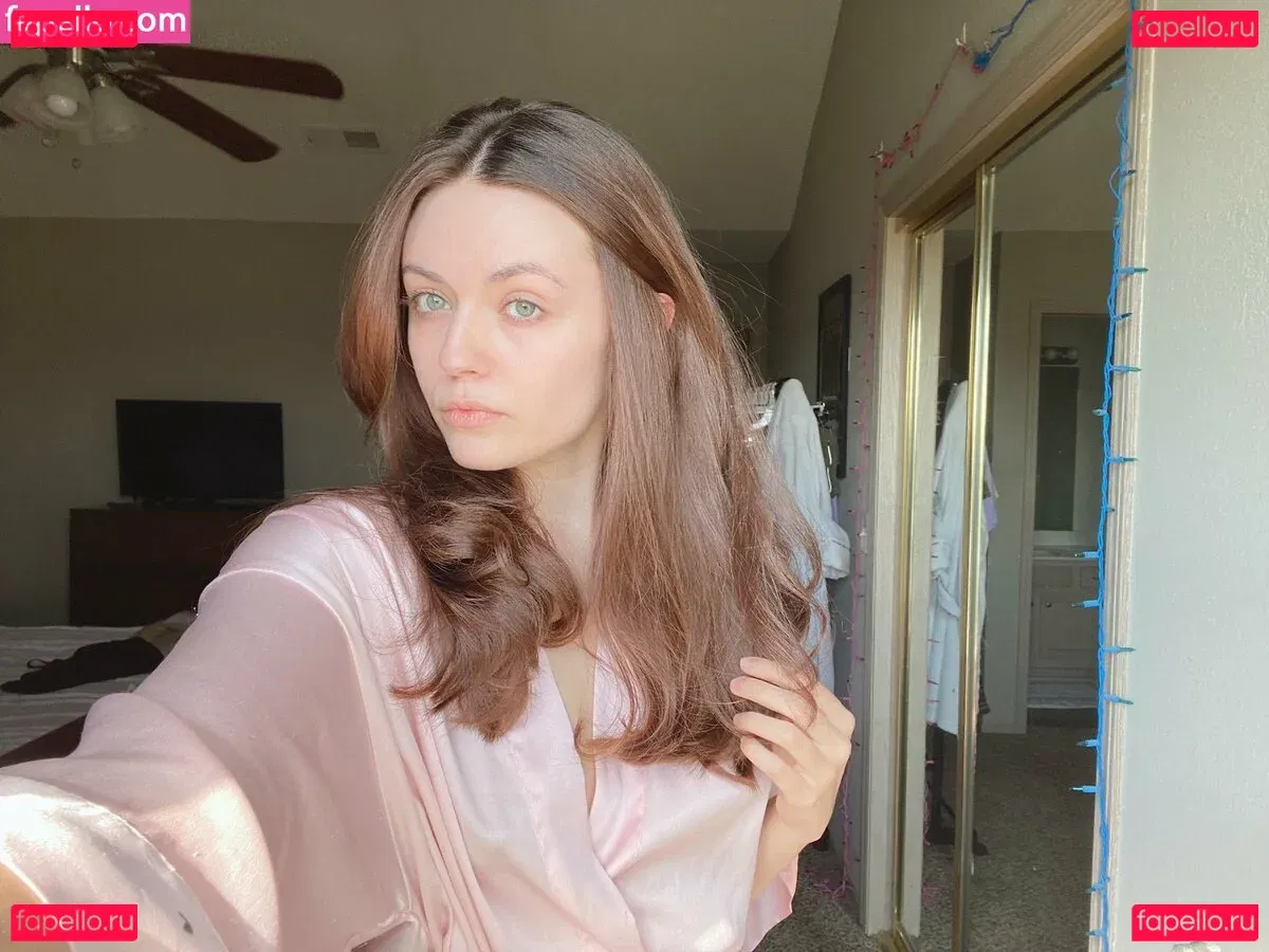 girloncinema Onlyfans Photo Gallery 