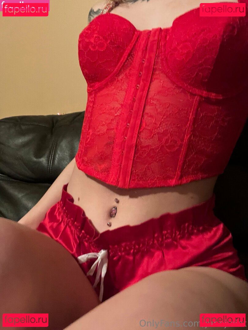 junejuliet Nude Onlyfans Photo 4