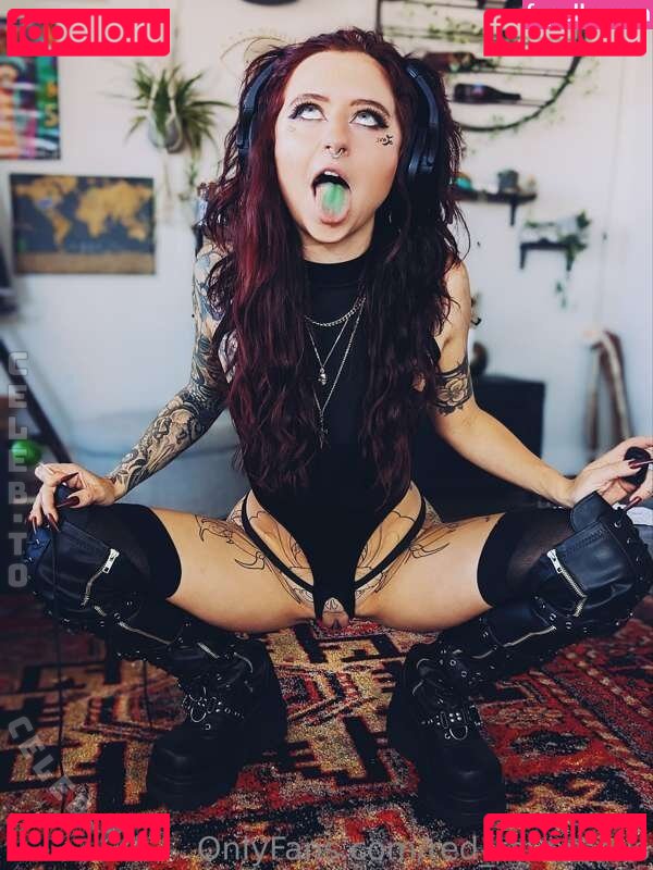 Red Raven Nude Onlyfans Photo 4