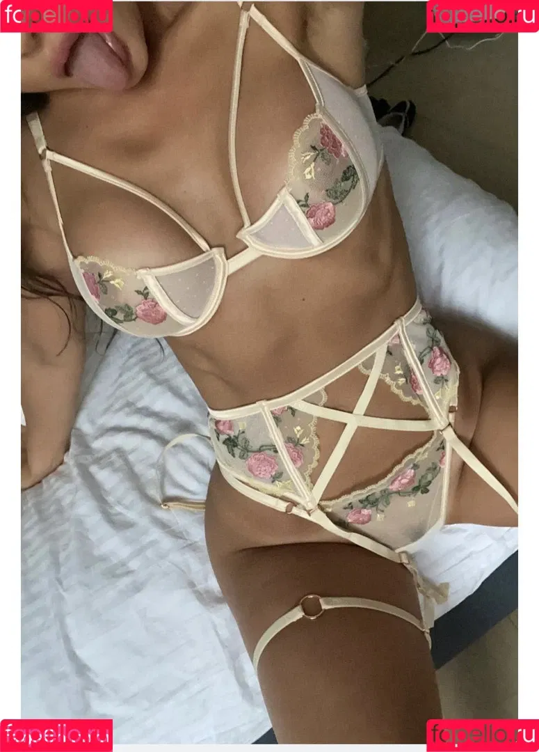 Tereze Kalman Onlyfans Photo Gallery 