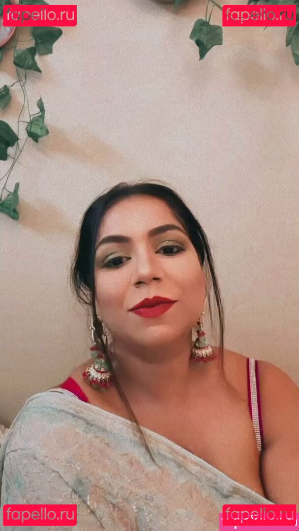 Charu Sharma Nude Onlyfans Photo 33