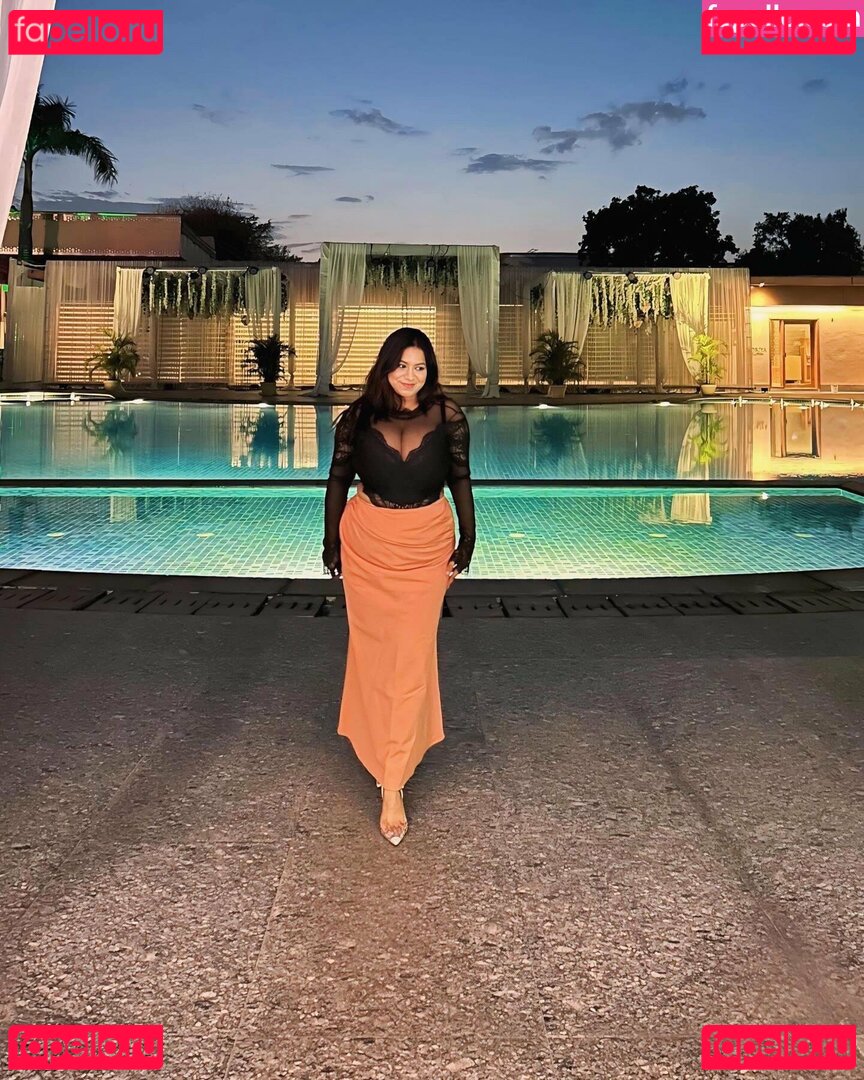 Charu Sharma Nude Onlyfans Photo 24