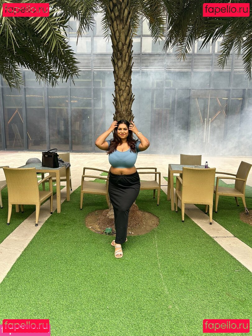 Charu Sharma Nude Onlyfans Photo 13