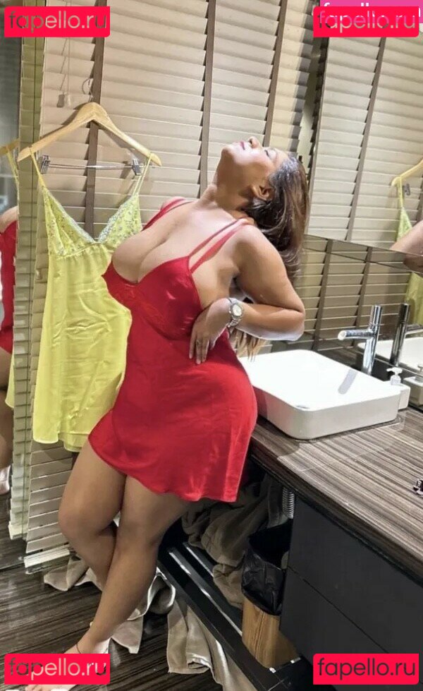 Charu Sharma Nude Onlyfans Photo 6