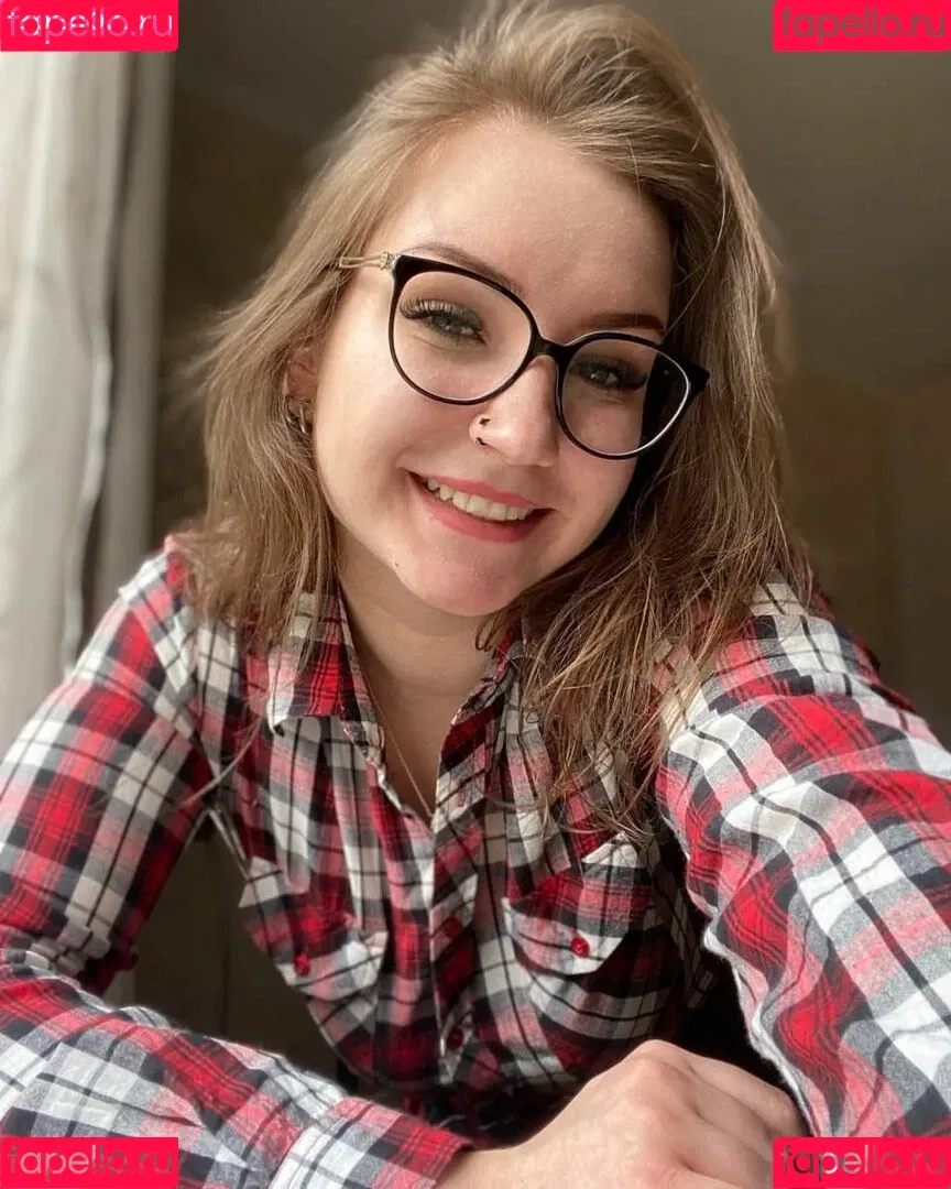 Stormy Fox Onlyfans Photo Gallery 