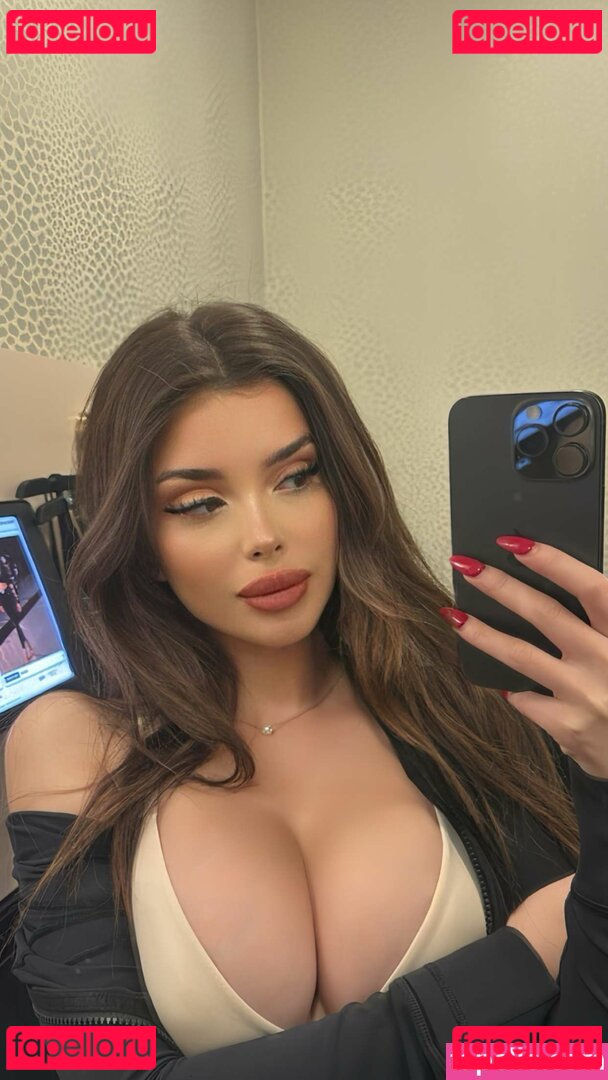 Giselleraml Nude Onlyfans Photo 8