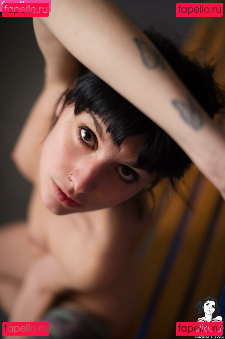 Lauretta Nude Onlyfans Photo 33