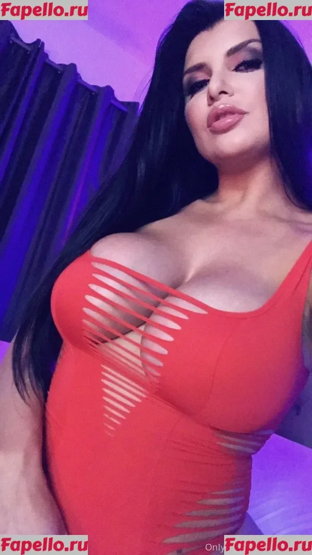 Romi Rain Onlyfans Photo Gallery 