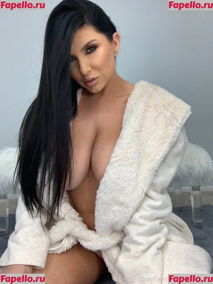 Romi Rain Onlyfans Photo Gallery 