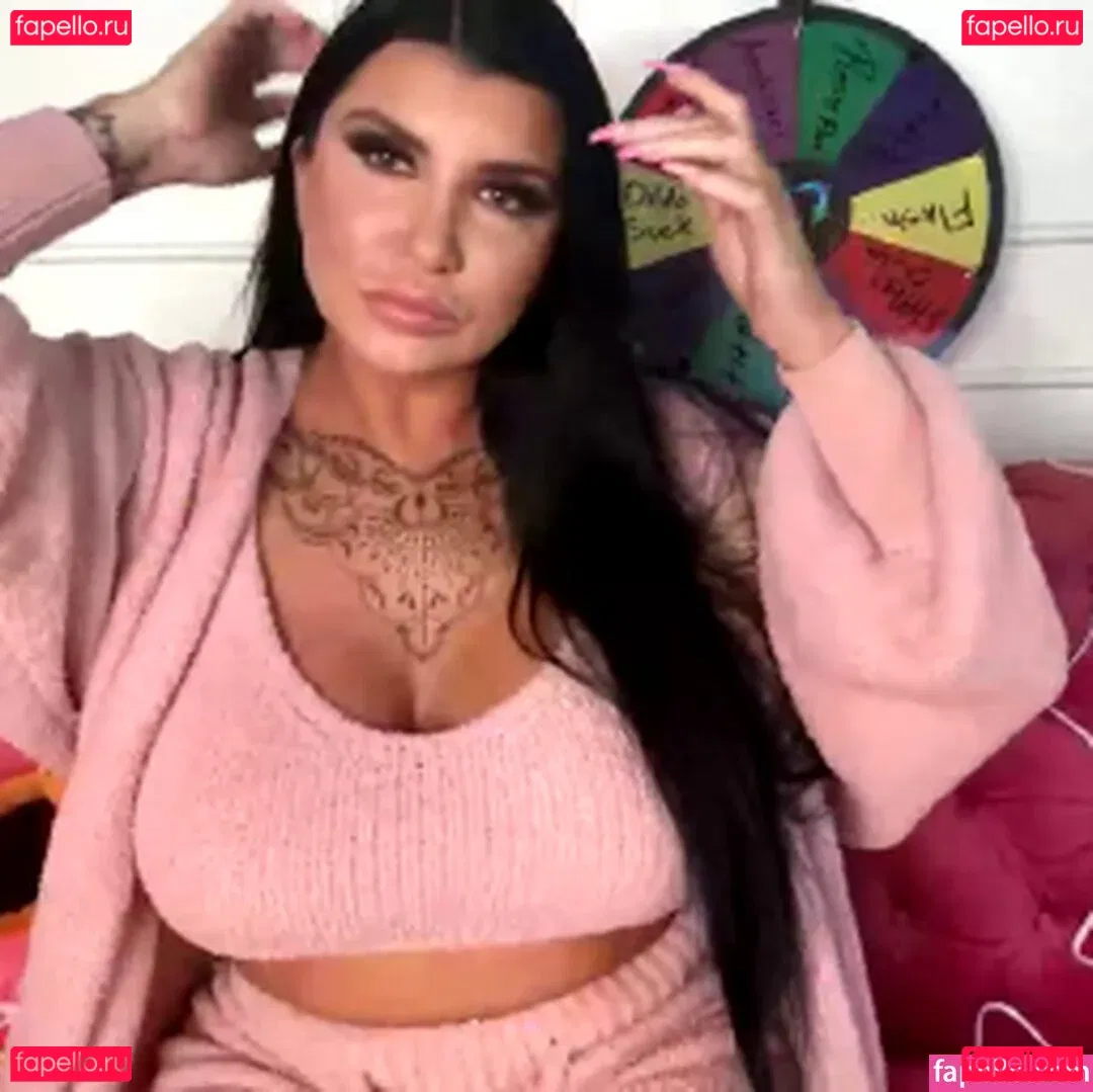 Romi Rain Onlyfans Photo Gallery 