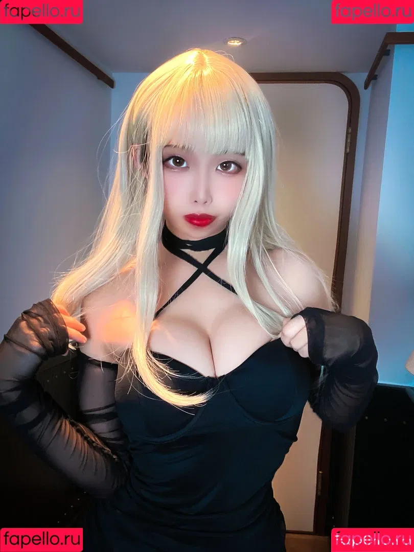 NazoEirian Onlyfans Photo Gallery 