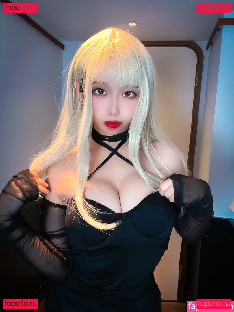 NazoEirian Onlyfans Photo Gallery 