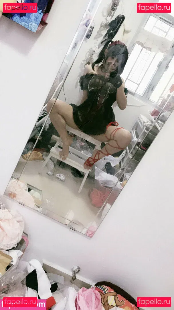 NazoEirian Onlyfans Photo Gallery 