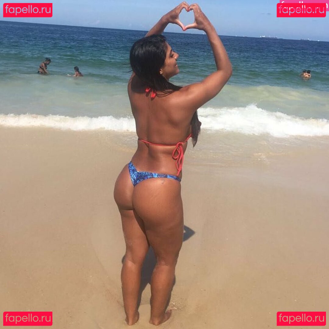 Luana Lopes Nude Onlyfans Photo 20