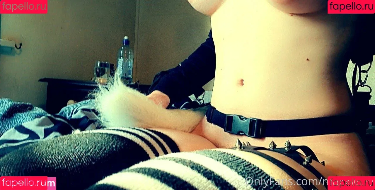 maxxyshy Onlyfans Photo Gallery 