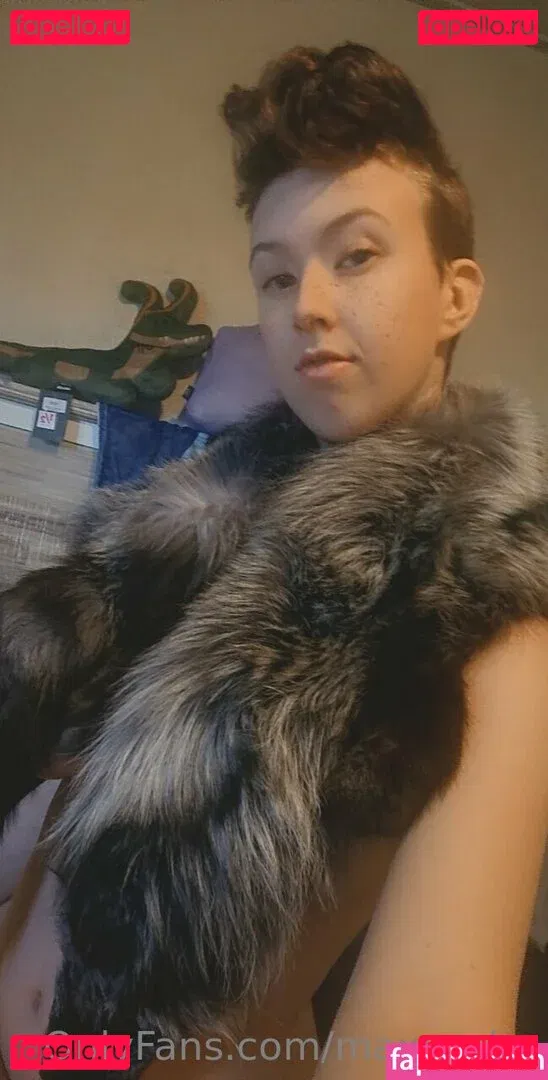 maxxyshy Onlyfans Photo Gallery 