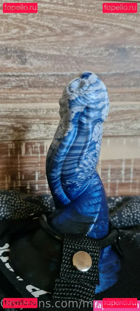 maxxyshy Onlyfans Photo Gallery 