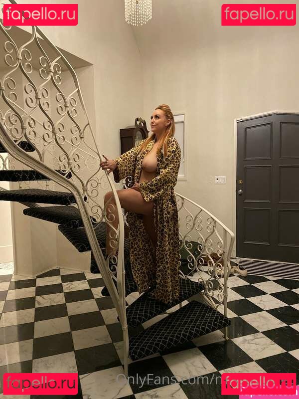 Miss Tripple D Nude Onlyfans Photo 6