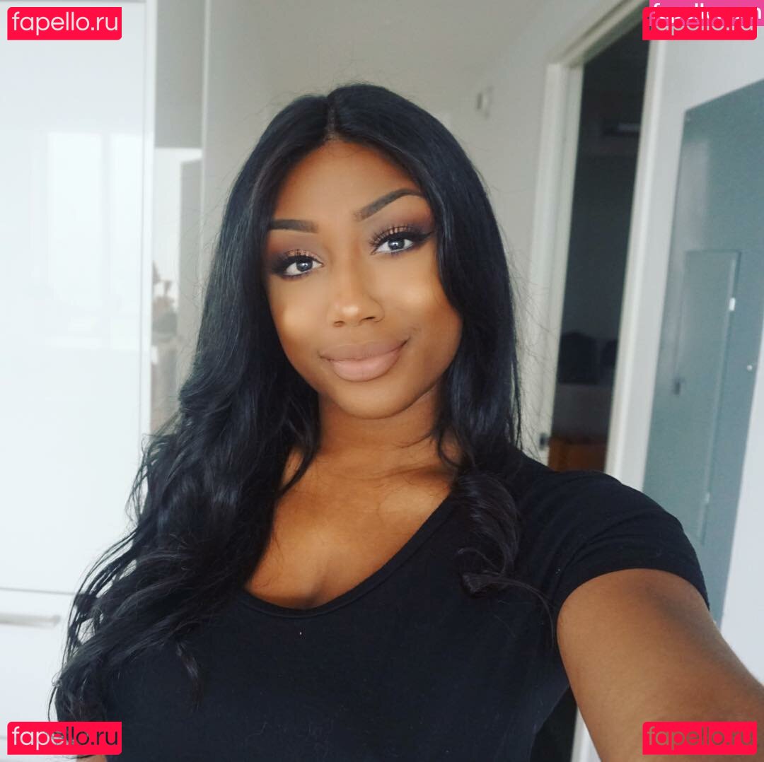 vivi Nude Onlyfans Photo 36