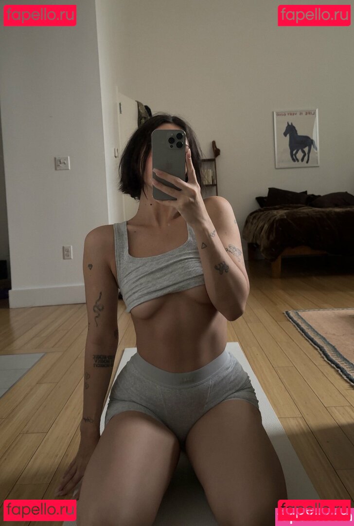 HoneyDiscord Nude Onlyfans Photo 13