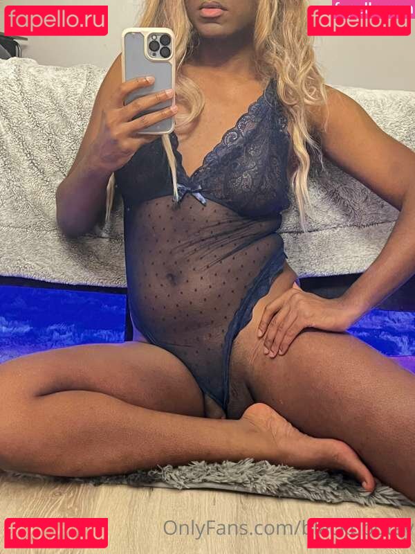 SmoothPeachx Nude Onlyfans Photo 36