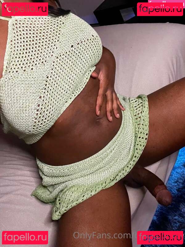 SmoothPeachx Nude Onlyfans Photo 3